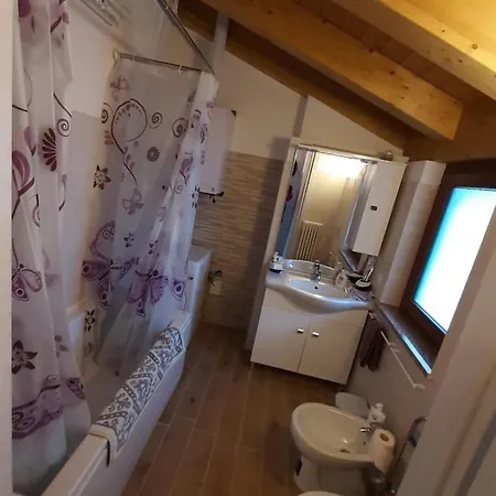 2-In Valle D'Aosta Case Vacanza Le Pouyet-2 Apartment